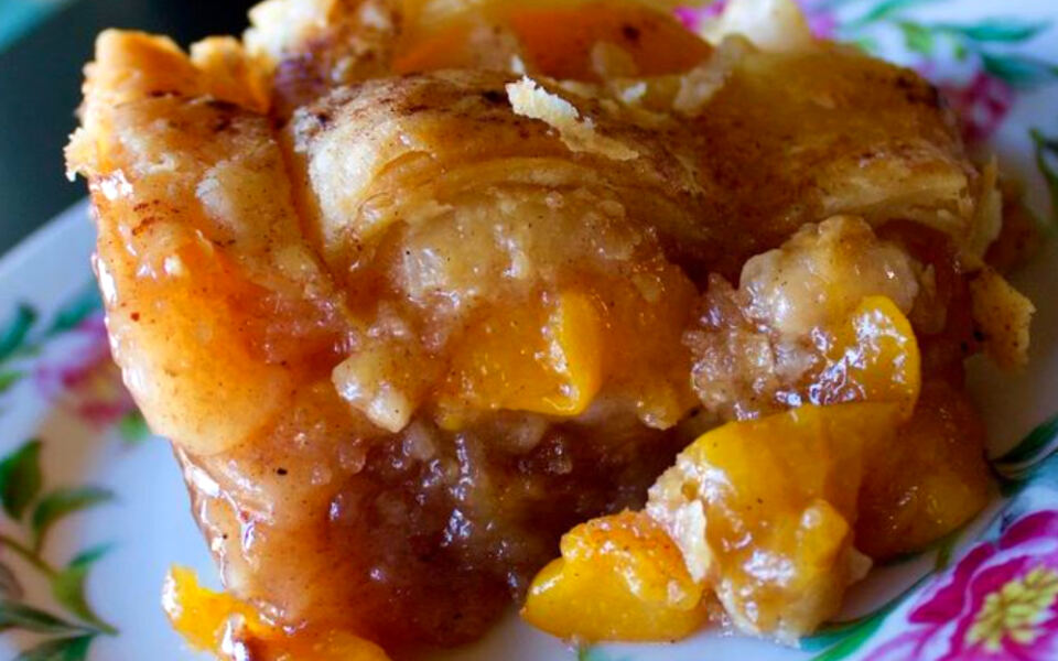 15 Bakeries Serving the Best Peach Cobbler Around