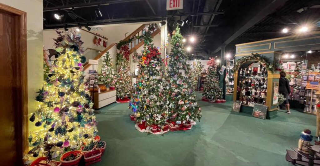 This Two-Story Wisconsin Store Keeps Christmas Alive Nearly Year-Round