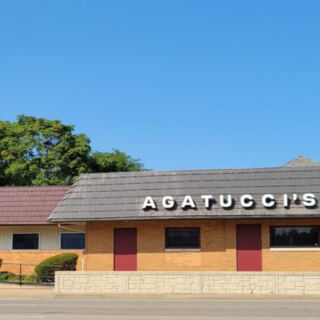 This Illinois Restaurant Has Stayed in the Same Family for an Entire Century