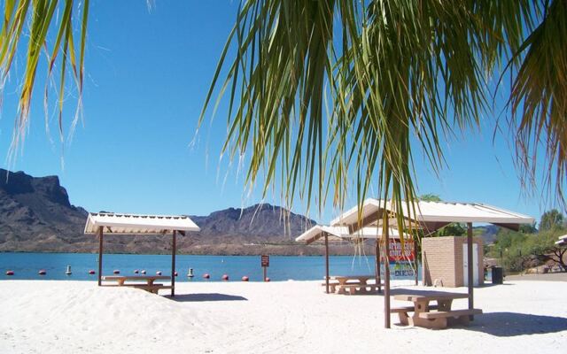 This under-the-radar Arizona state park keeps a white-sand swimming beach where the whole family can splash all day