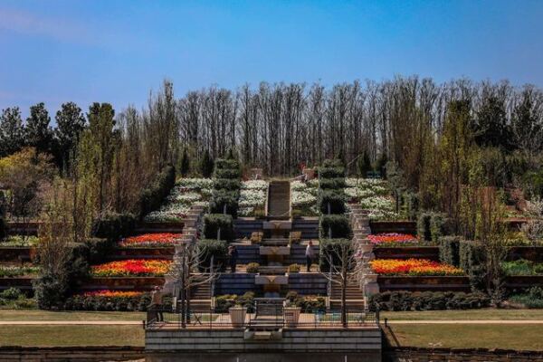 This Colorful Tulsa Botanic Garden Is a Peaceful, Serene Place to Slow Down and Wander