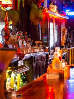 14 Nebraska Mom-and-Pop Restaurants Worth Leaving I-80 For