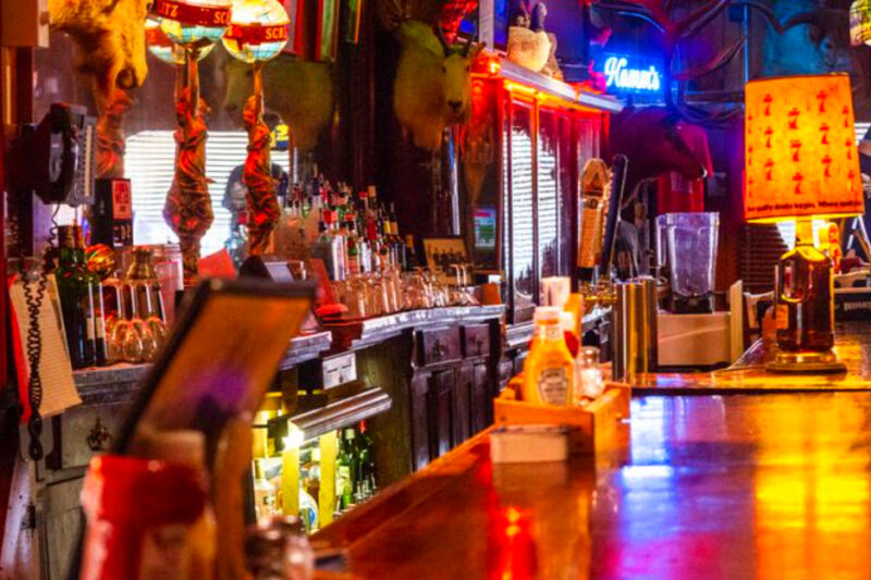 14 Nebraska Mom-and-Pop Restaurants Worth Leaving I-80 For