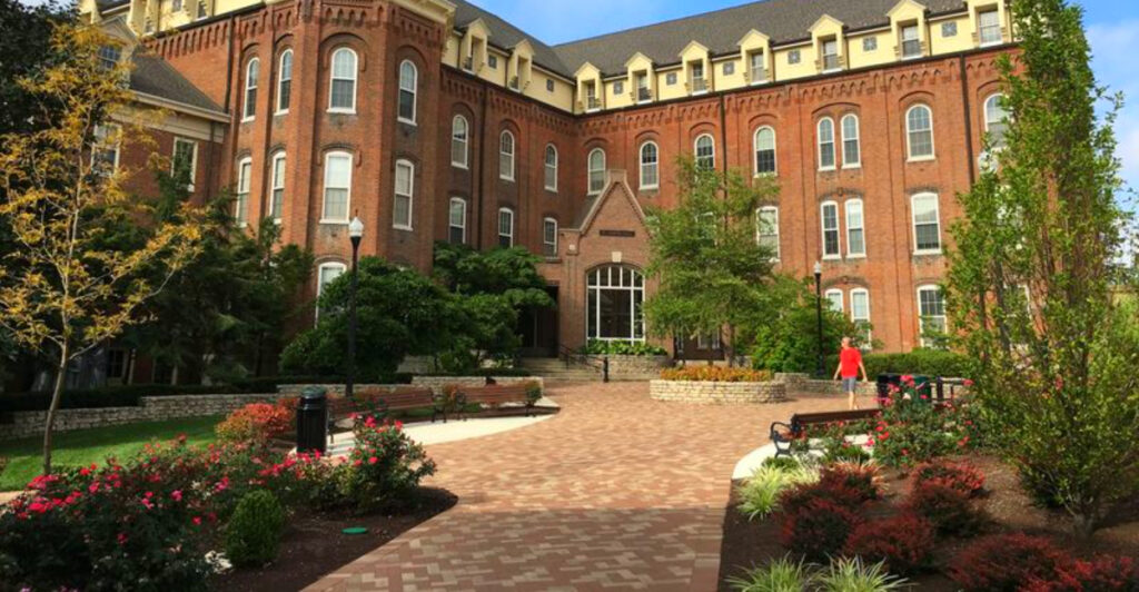 15 Beautiful Ohio College Campuses Worth Visiting Even If You’re Not a Student
