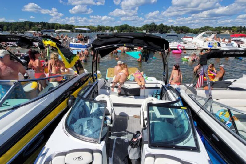 This Boat-Access Illinois Sandbar Turns Into a Floating Party Every Weekend