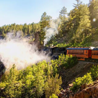 14 American Towns Where The Railroad Still Shapes Local Life