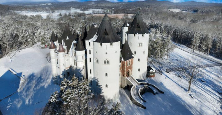 This Fairytale Tennessee Road Trip Takes You to 10 Magical Castles That Look Straight Out of a Storybook