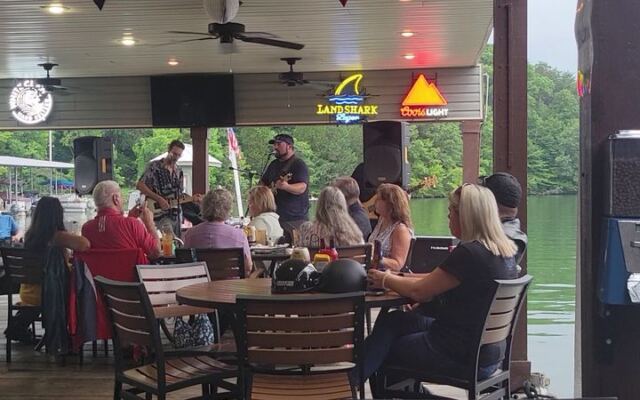You Can Pull Right Up by Boat to This Tennessee Marina Grill for Live Music, Cold Beer, and Lake-and-Mountain Views