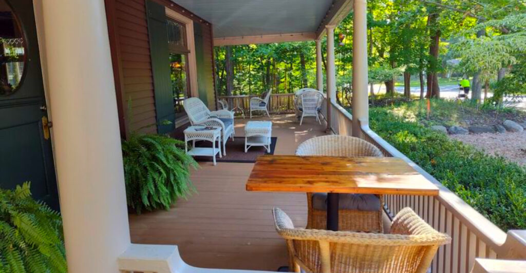 This Hidden Lake Michigan Inn Has Fireplace Suites, Homemade Granola, and a Beach Just 1 Block Away