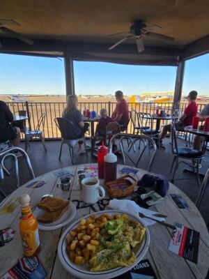This Arizona Airport Diner Serves A $10 Breakfast While Small Planes Land Just Off The Patio