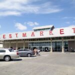 The Story Behind This 80-Year-Old Oklahoma Grocery Chain That Locals Choose Over Walmart