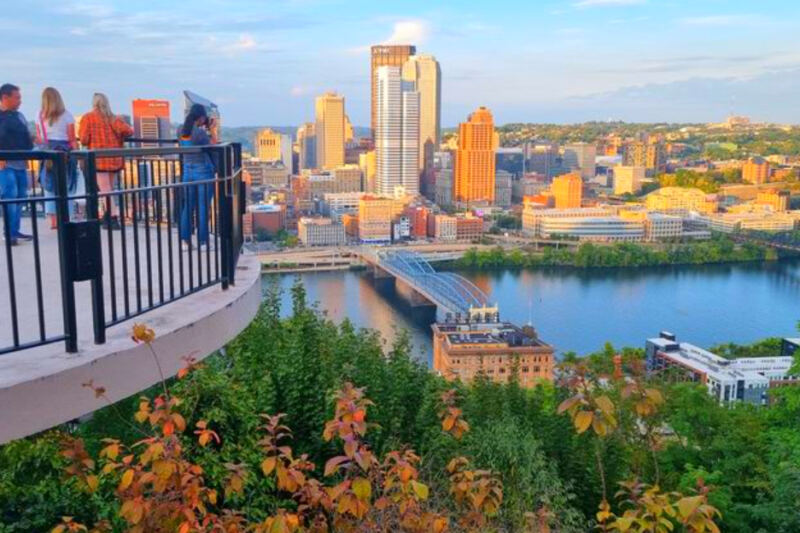This Pittsburgh Hillside Park Offers Skyline Views From Trails Above the Monongahela River