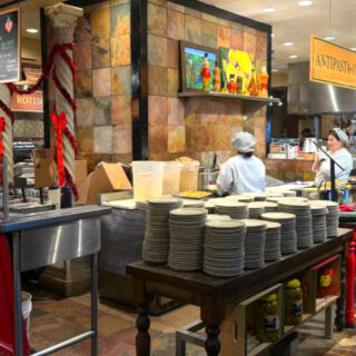 This Massive Italian Buffet in Overland Park Has More Than 7,000 Reviews and Vegas-Style Energy