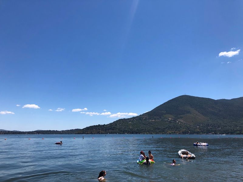 This California State Park Hides a Lakeside Swimming Beach That Feels Like a Free Summer Getaway