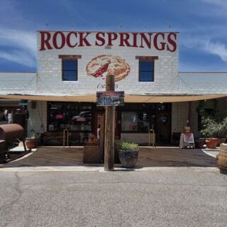 This Roadside Diner In Arizona Serves Classic Burgers And Homemade Pie On The Way To The Grand Canyon