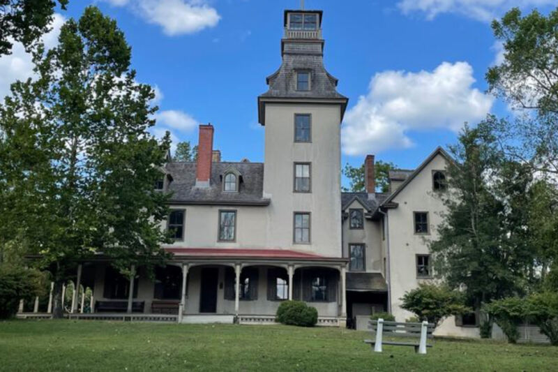 In An Abandoned New Jersey Village, A Millionaire’s Summer Mansion Still Waits In The Trees