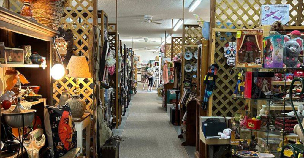 This Illinois Town Is Worth Visiting for the Antique Shopping Alone