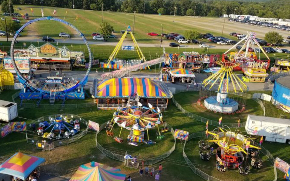 New Jersey’s State Fair Turns Pig Races, Chainsaw Art, And Fried Dough Into One Big Tradition