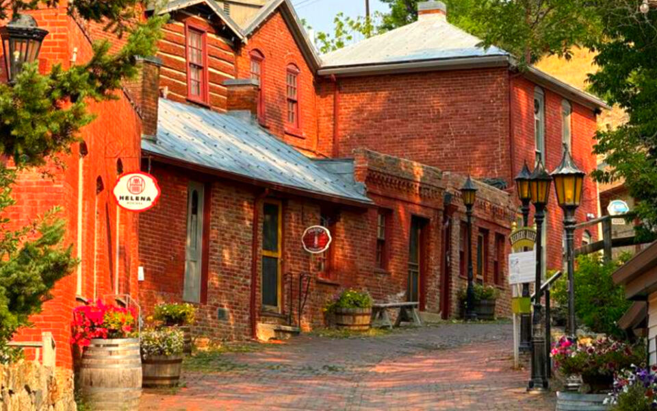 This Tiny Brick Alley Preserves One of Helena’s Oldest Surviving Neighborhoods