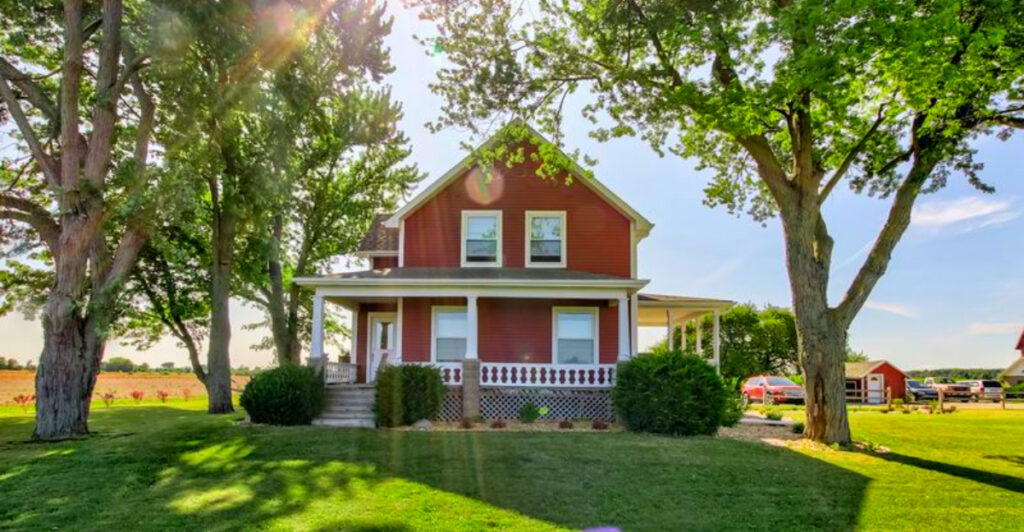 This Cozy Farmhouse B&B Near Frankenmuth Serves Fresh-Milled Breakfasts – and It’s Just 5 Minutes From the Action