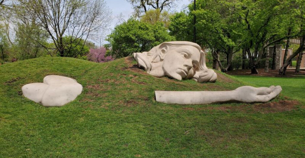 This Hidden Illinois Park Lets You Wander Among Incredible Sculptures for Free