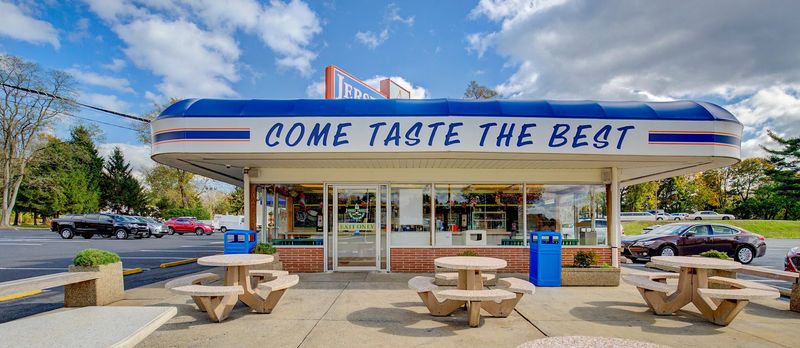 This New Jersey Ice Cream Shop Has Served Homemade Scoops Since 1952