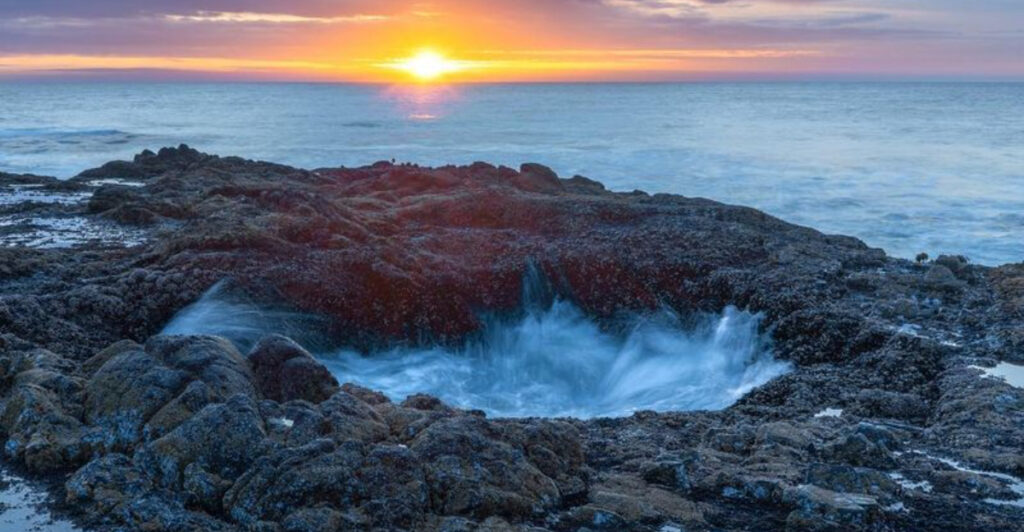 10 Oregon Places So Unique, Photos Just Don’t Do Them Justice