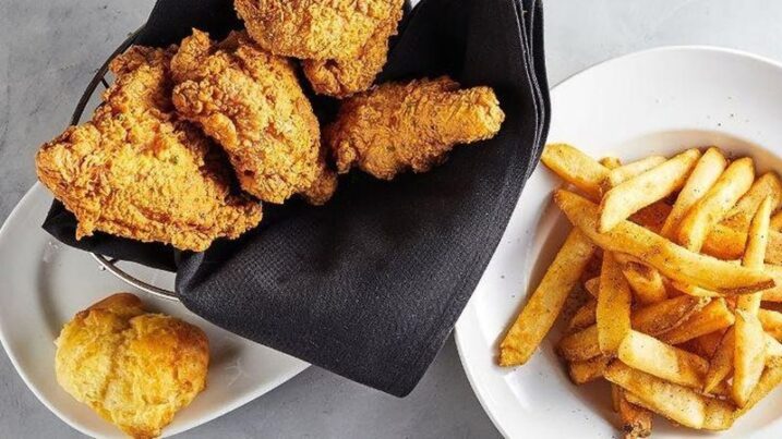 This Georgia Cajun Spot Draws a Long Wait for a Weekend Brunch Buffet With a Prime Rib Carving Station