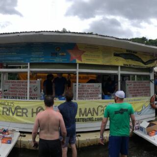 This New Jersey Hot Dog Stand Uses A Dock For Its Front Door