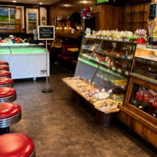 At New Jersey’s Last True 1950s Sweet Shop, Milkshakes Are Still Made the Old-Fashioned Way