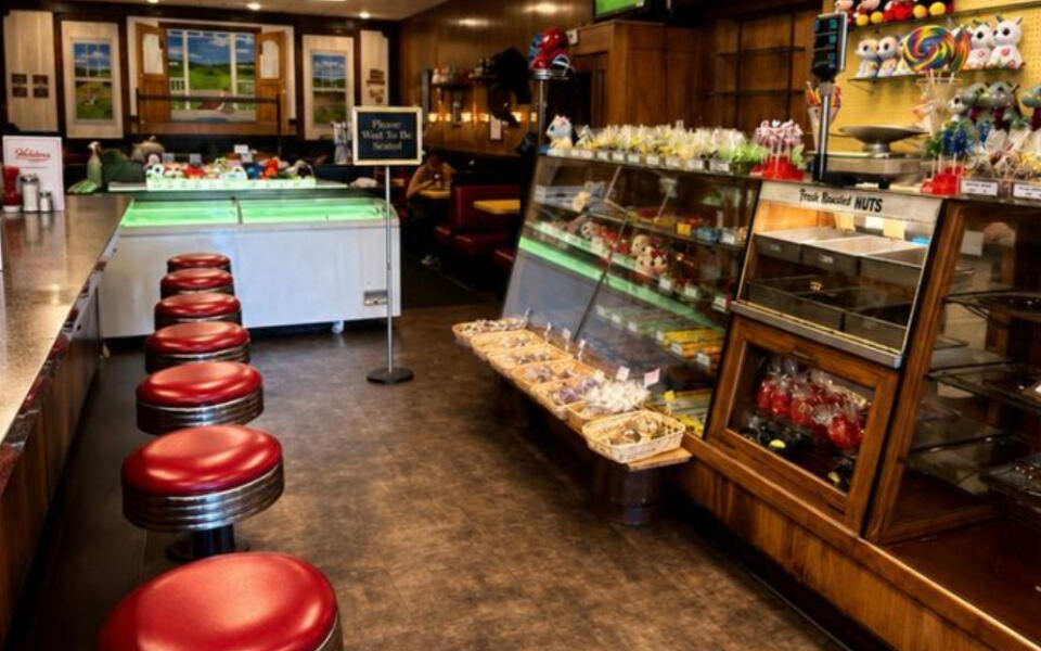 At New Jersey’s Last True 1950s Sweet Shop, Milkshakes Are Still Made the Old-Fashioned Way