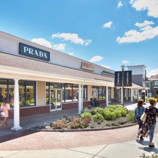 10 Massachusetts Outlet Malls Where You’ll Find Designer Deals Without the Big-City Prices