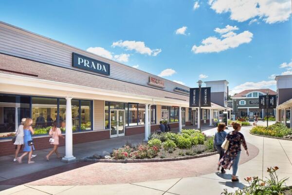10 Massachusetts Outlet Malls Where You’ll Find Designer Deals Without the Big-City Prices