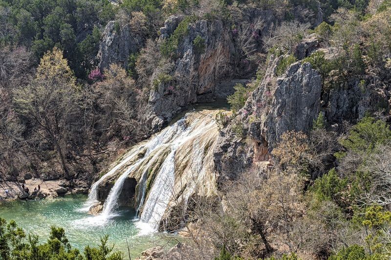 This Hidden Oklahoma Oasis Hides Waterfalls and Clear Swimming Holes You’d Never Expect in the Plains