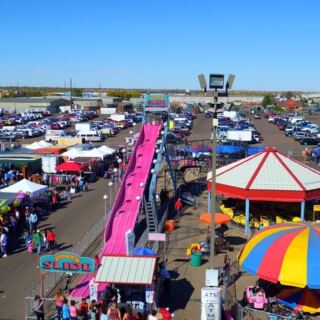 This Sprawling Colorado Flea Market Draws Weekend Crowds to Hundreds of Vendors, Fresh Produce, and Cheap-as-Dirt Deals
