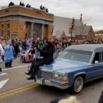 13 American Places With Strange Local Traditions You Won’t Find Anywhere Else