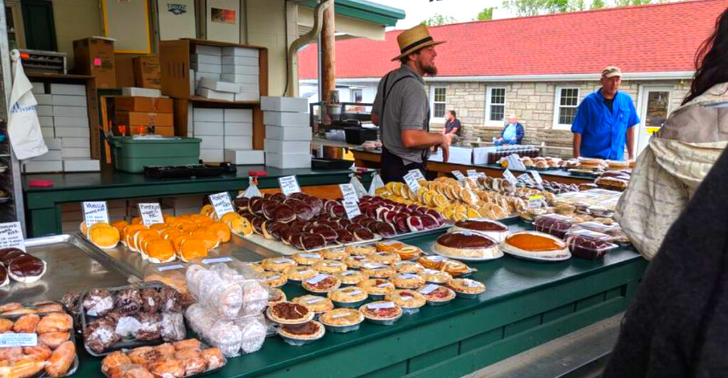 This Huge Pennsylvania Friday Market Has Amish Foods, Flea Market Finds, and Bargains Across Seven Buildings