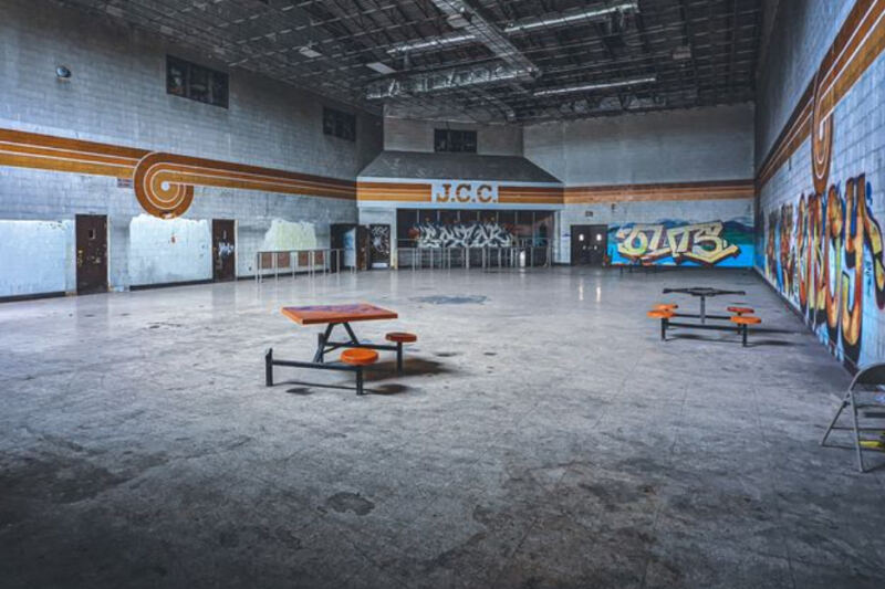 This Illinois Prison Went From 144 Years of Inmates to Hollywood Film Crews