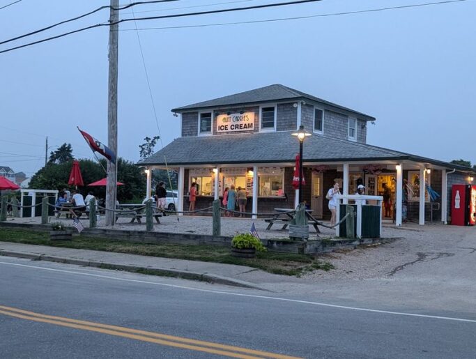 This Rhode Island Seafood Shack Has Served Buttery Lobster Rolls By The Water Since The 1920s