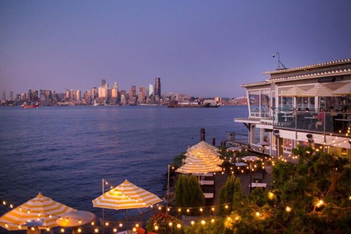 This Washington Waterfront Restaurant Serves a Sunday Brunch Buffet Loaded With Prime Rib, Dungeness Crab, and Skyline Views