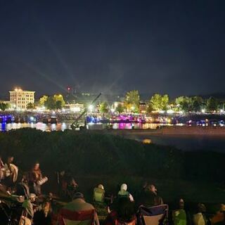 This Ohio River Festival In Marietta Lights Up The Waterfront With Live Music, Fireworks, And Sternwheelers