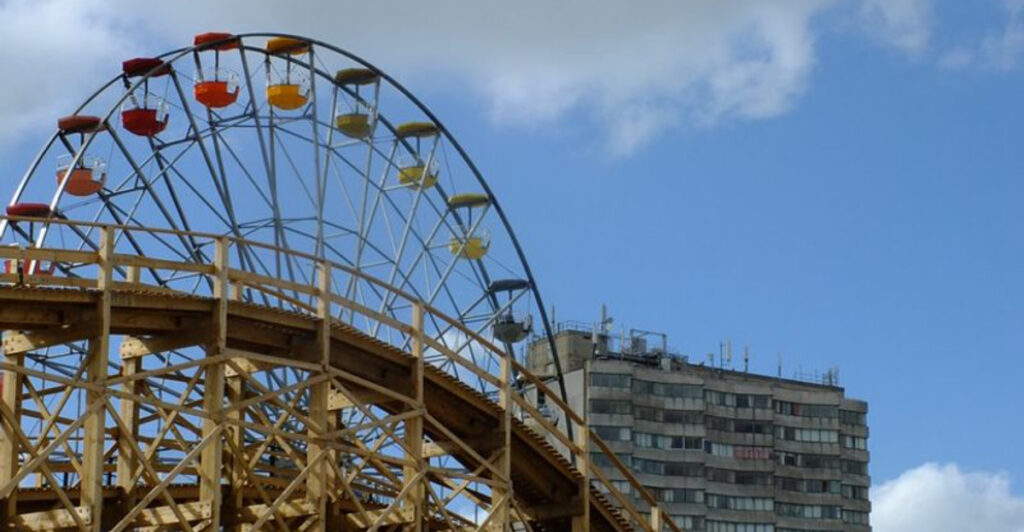 13 Amusement Parks With Dark and Dangerous Histories