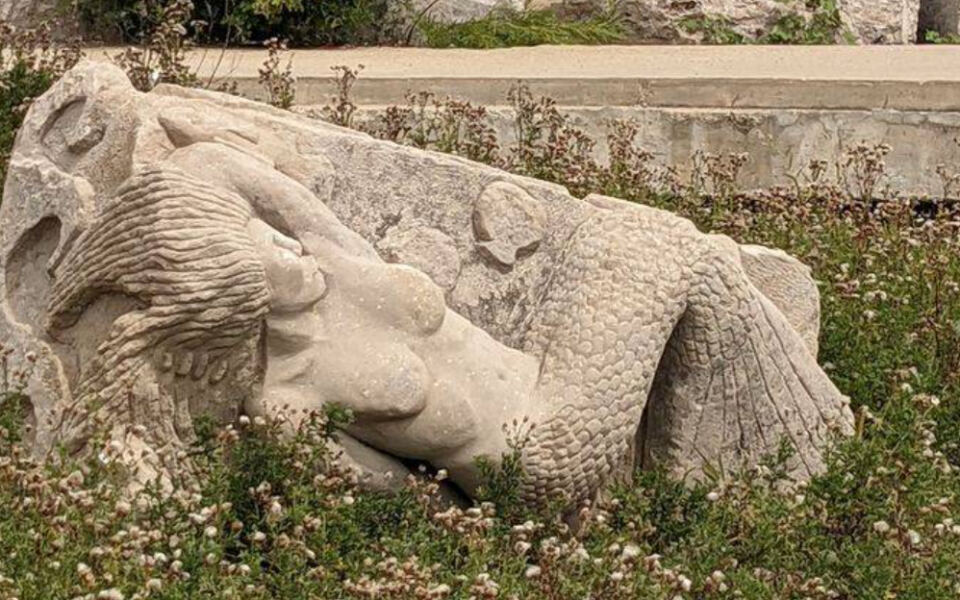 This Illinois Lakefront Sculpture Started With a Steelworker, a Chisel, and a Secret