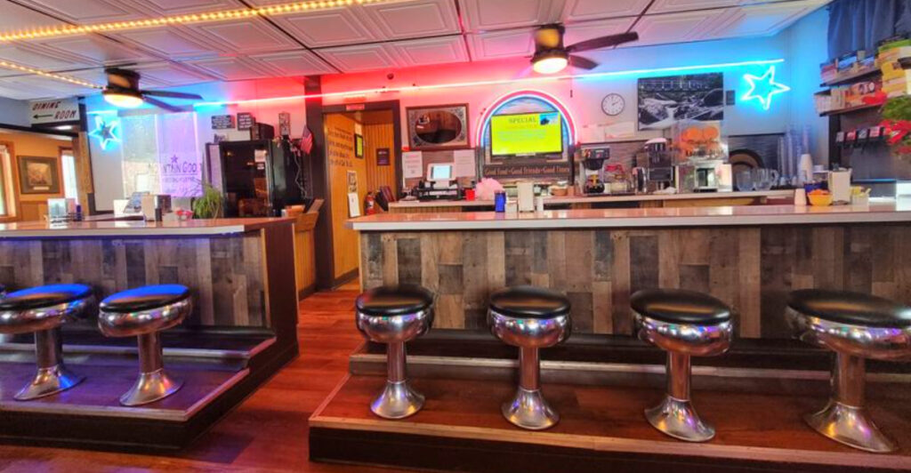 One of Montana’s Best Hidden Restaurants Serves Buffalo Burgers, Smoked Ribs, and Homemade Pie