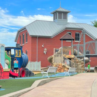 This Minnesota Park Has Giant Teddy Bears Kids Can Actually Climb On