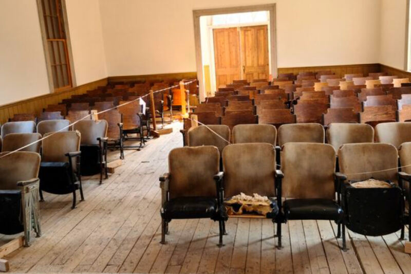 31 Abandoned Places That Look Like Everyone Left in a Hurry