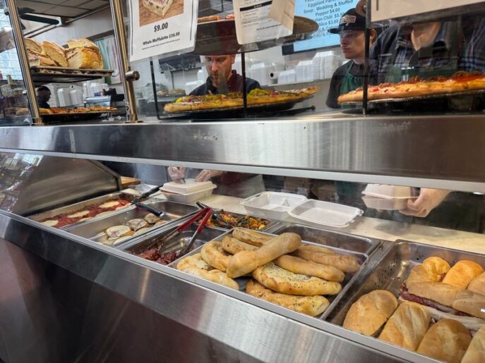 This Ohio Italian Market Has Fed Cleveland Families For Generations And Still Feels Like Europe