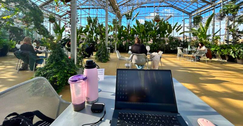 This Grand Rapids Market Has 20+ Food Vendors, a Rooftop Greenhouse, and 5,000+ Reviews