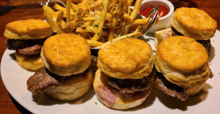 This Tennessee Steakhouse Serves Steak & Biscuits That Nearly Upstage the Steak Itself