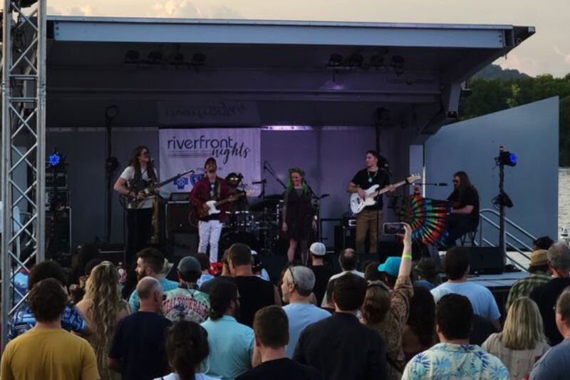This Free Riverfront Festival In Chattanooga Fills The Tennessee River Waterfront With Live Music All Summer